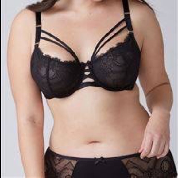 Black unlined balconette bra - Picture 1 of 1